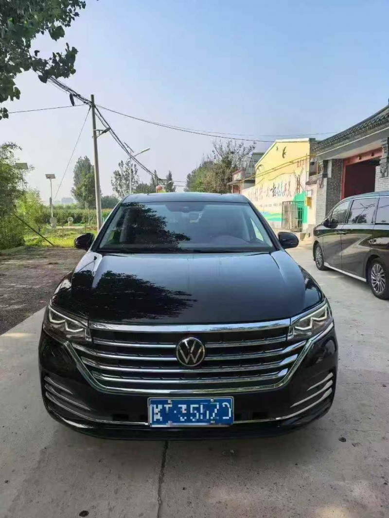 青岛25年大众威然1