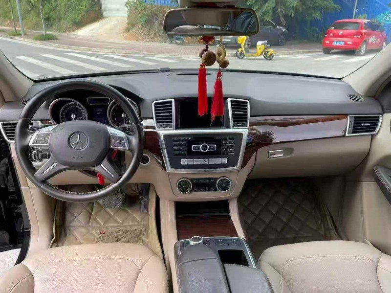 钦州14年奔驰ML4