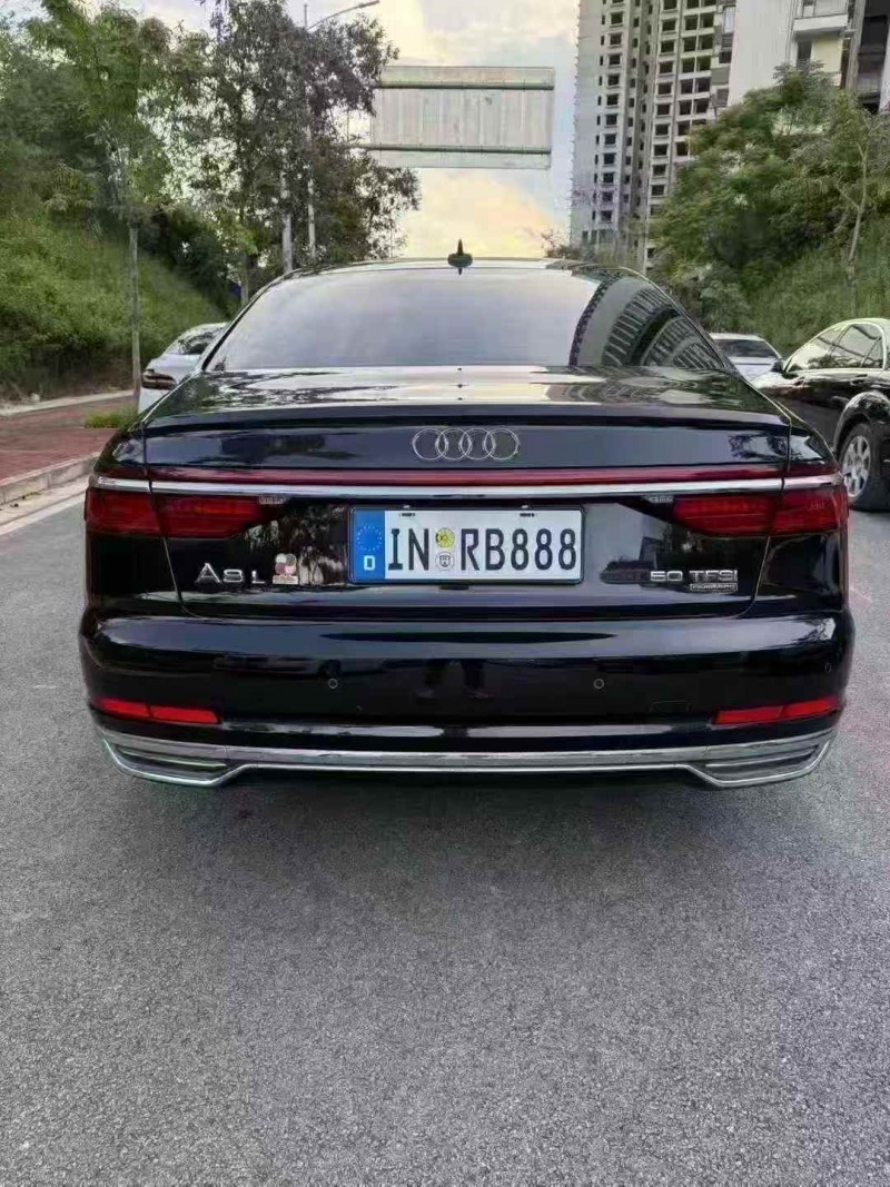 百色20年奥迪A8L9