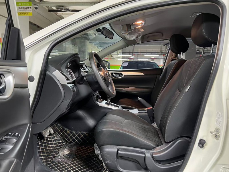 成都23年日产轩逸4