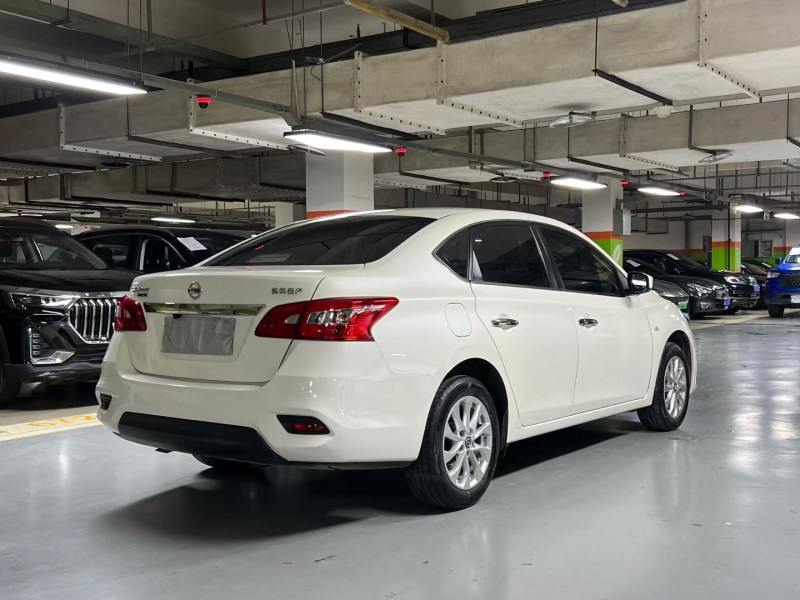 成都23年日产轩逸7