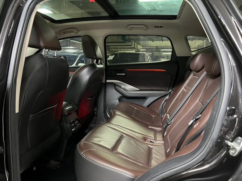 成都19年长城汽车魏牌4