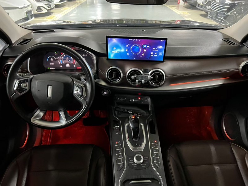 成都19年长城汽车魏牌6