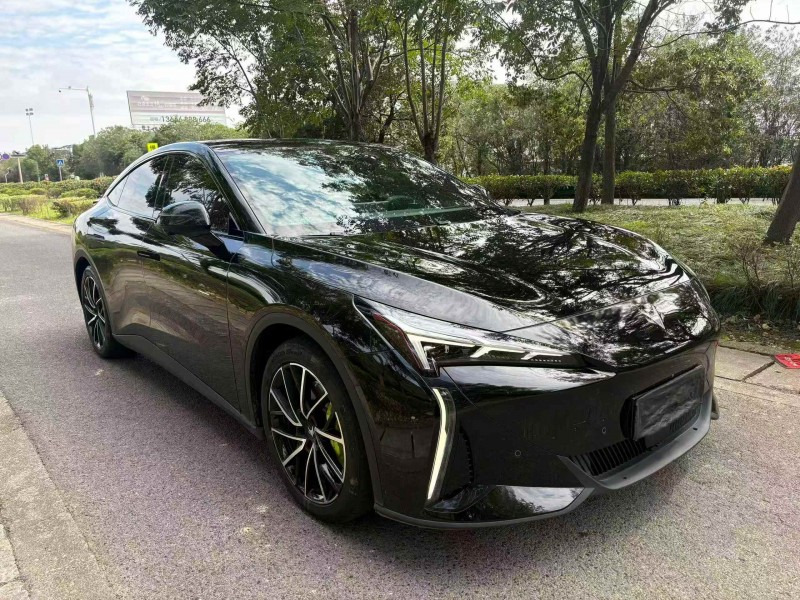 衢州24年极狐汽车阿尔法3