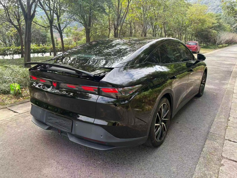 衢州24年极狐汽车阿尔法7