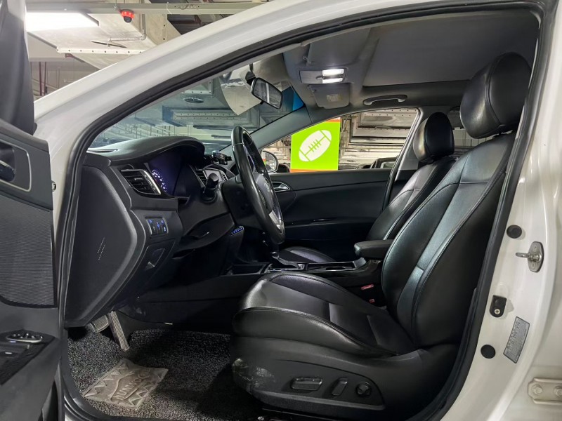 成都16年现代名图4