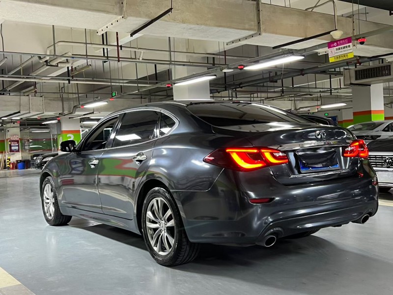 成都16年英菲尼迪Q708