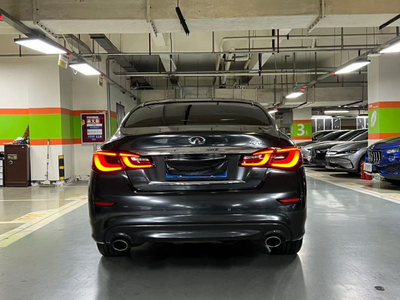 成都16年英菲尼迪Q709