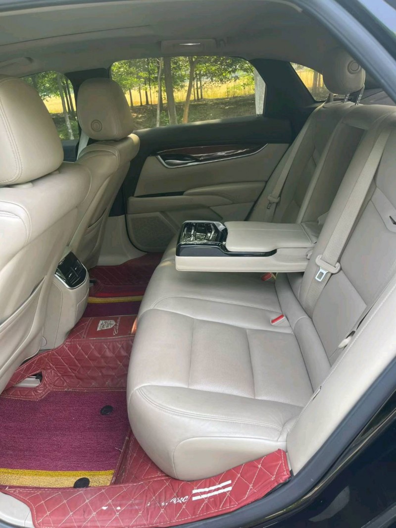 盐城17年凯迪拉克XTS7