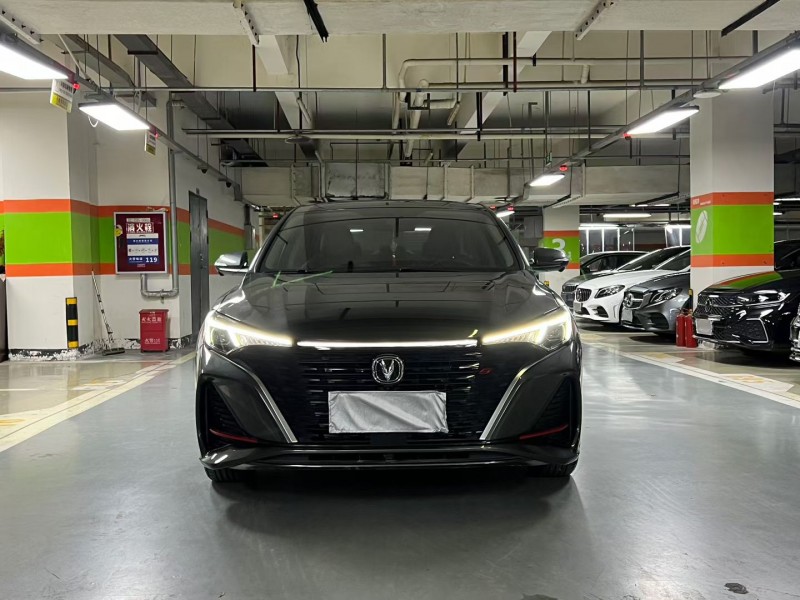 成都24年长安汽车逸动1