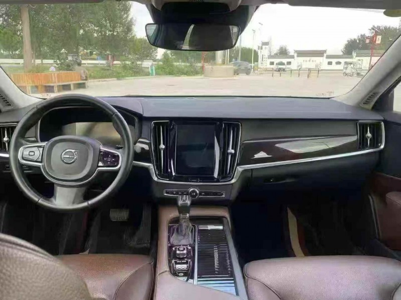 徐州18年沃尔沃S904