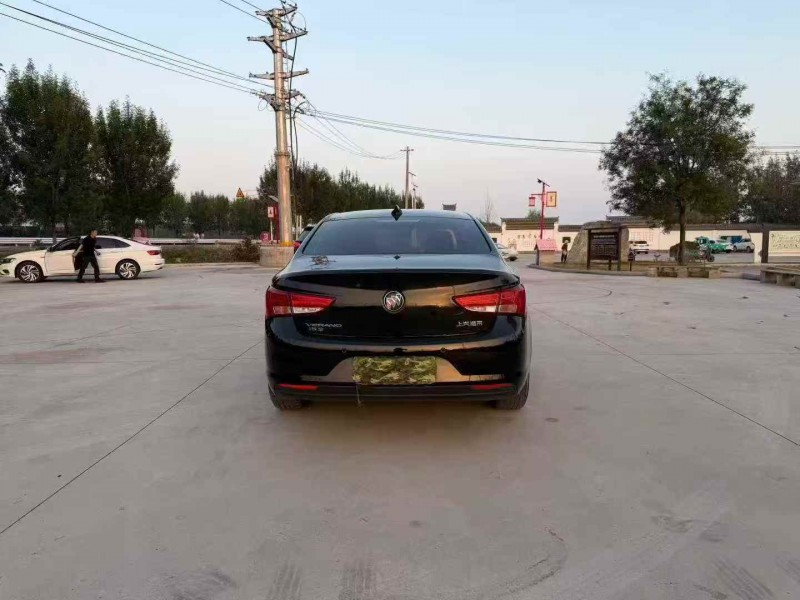 徐州19年别克威朗9