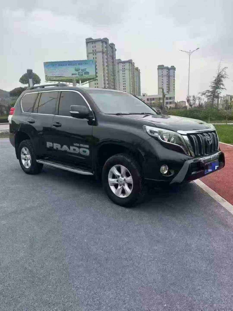 嘉峪关11年丰田普拉多2