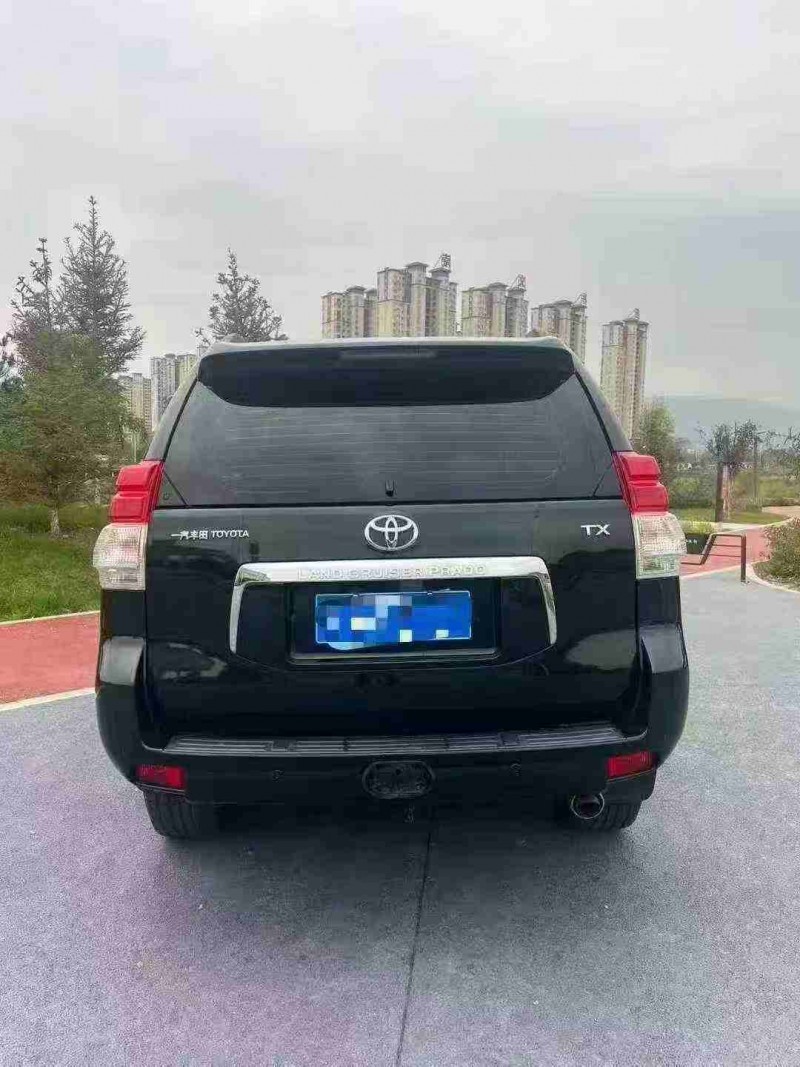 嘉峪关11年丰田普拉多4