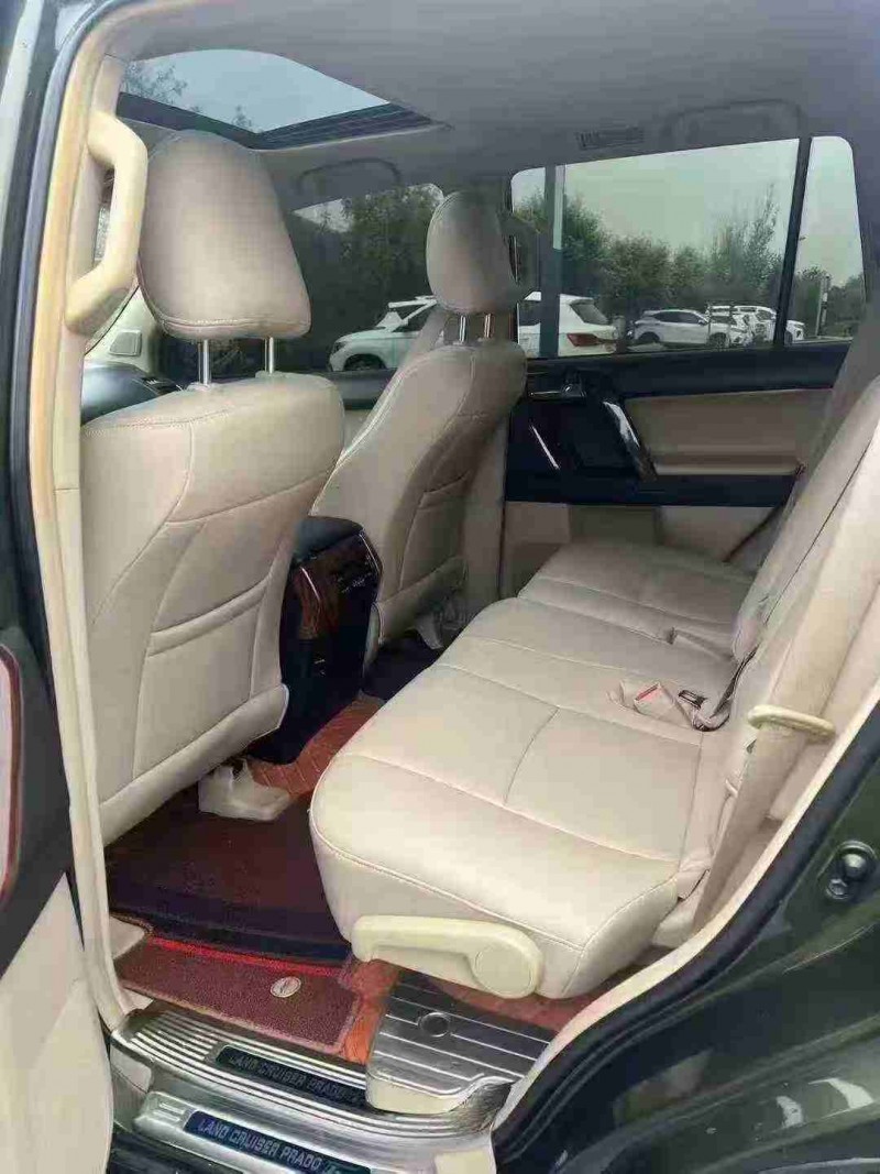 嘉峪关11年丰田普拉多7