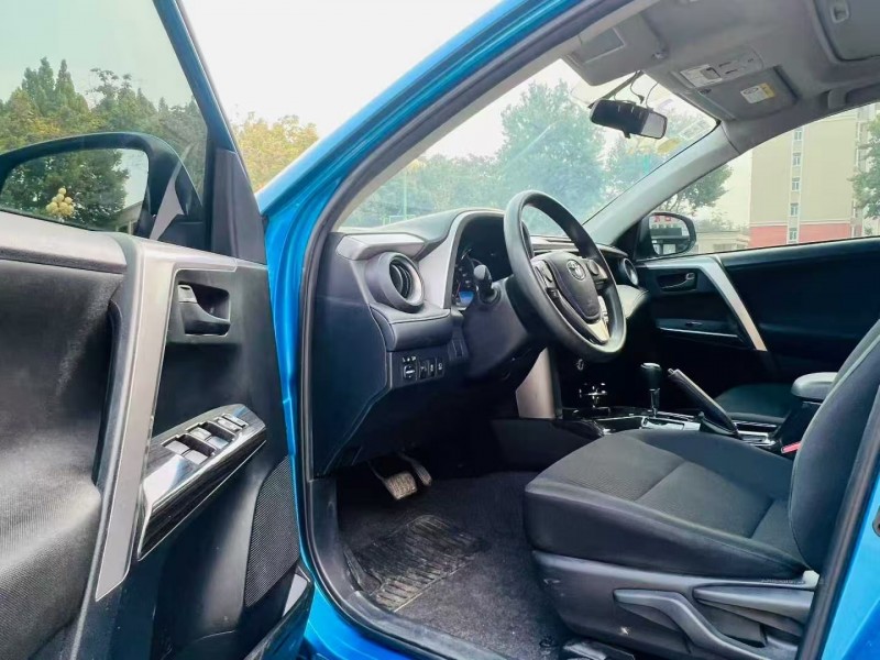 济宁16年丰田RAV4荣放6
