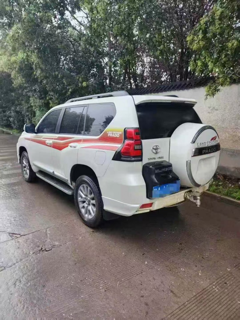 西安19年丰田普拉多3