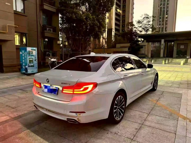 苏州20年宝马5系7