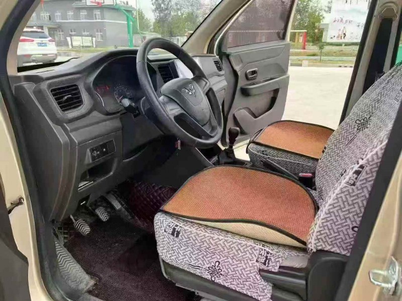 徐州21年五菱汽车宏光4