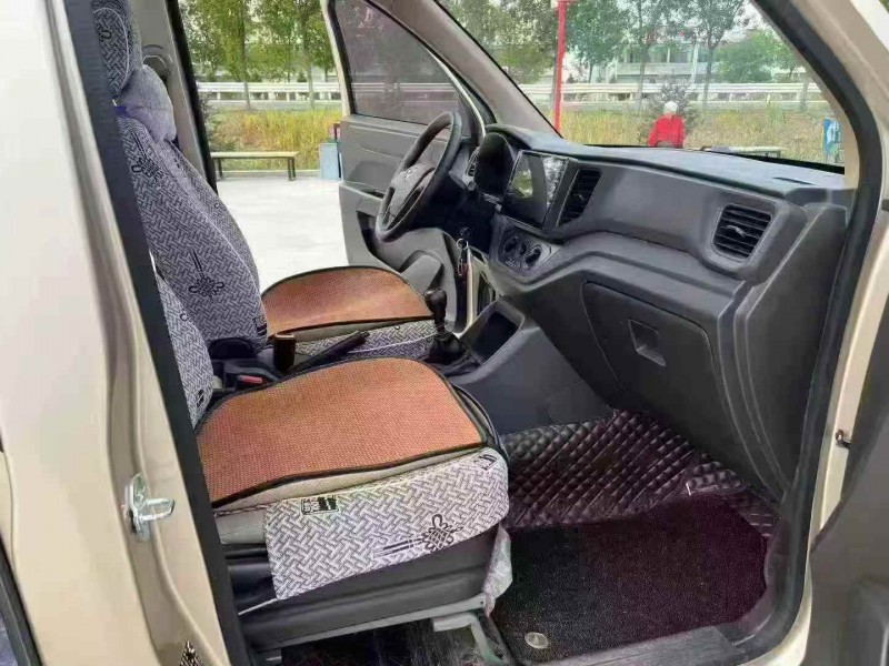 徐州21年五菱汽车宏光6