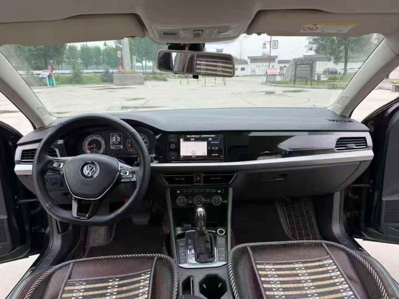 徐州19年大众朗逸4