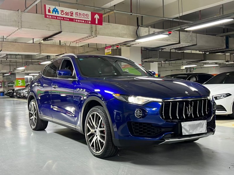 成都19年玛莎拉蒂Levante2
