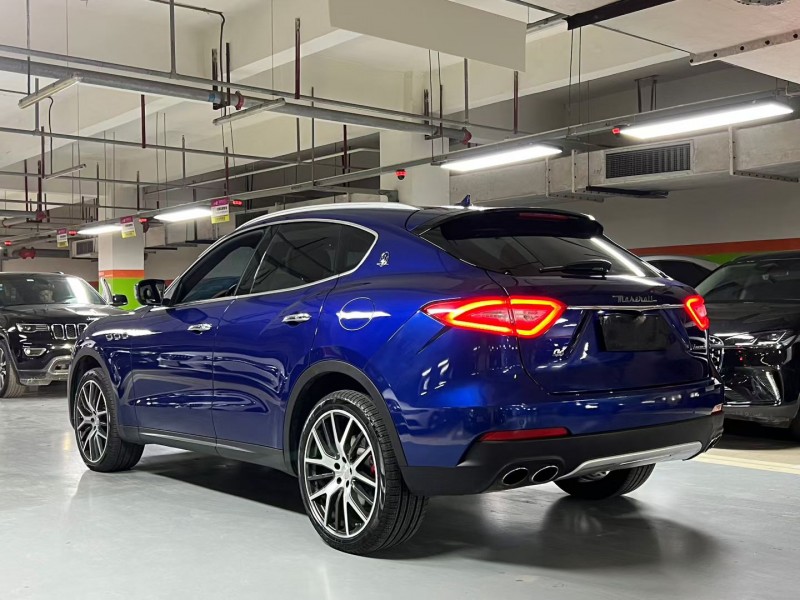 成都19年玛莎拉蒂Levante6