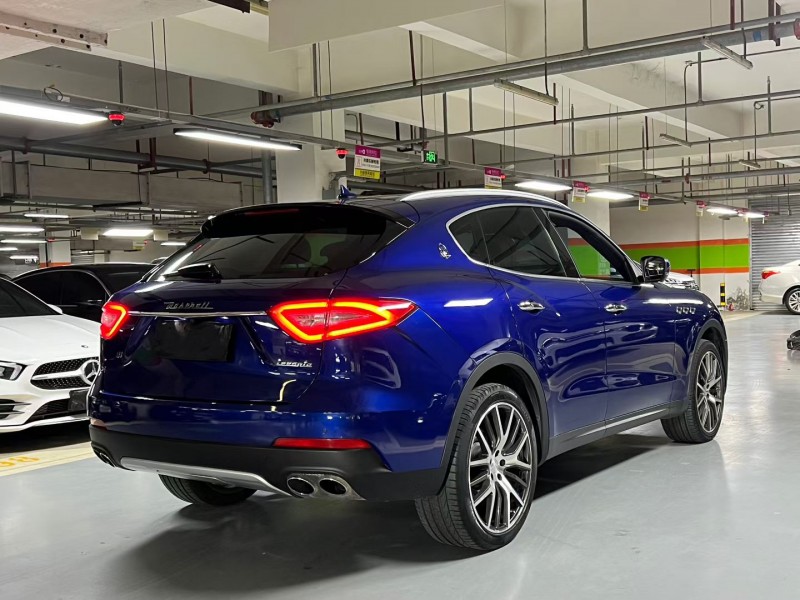 成都19年玛莎拉蒂Levante9