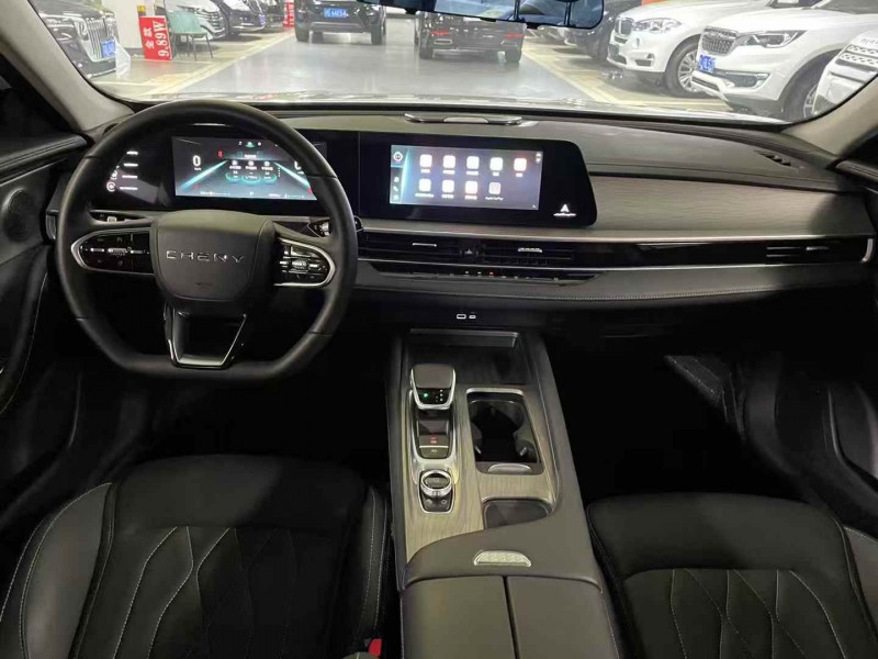 成都24年奇瑞艾瑞泽4