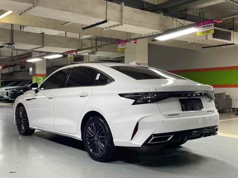 成都24年奇瑞艾瑞泽6