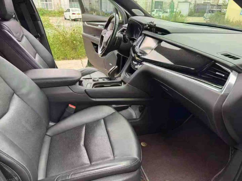 徐州20年凯迪拉克XT64