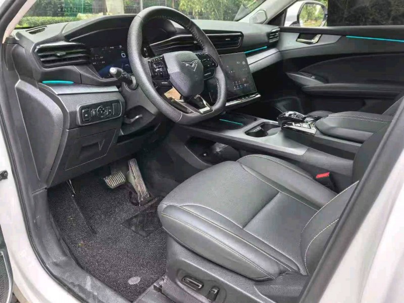 保定25年凯翼昆仑9