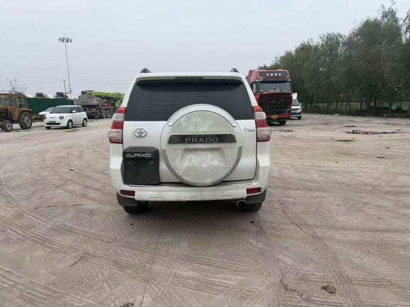 东营12年丰田普拉多6