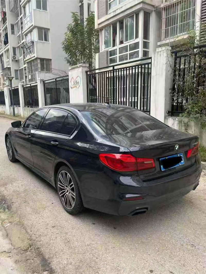 扬州18年宝马5系8
