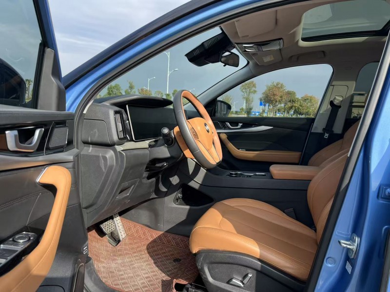 盐城23年威马汽车W64