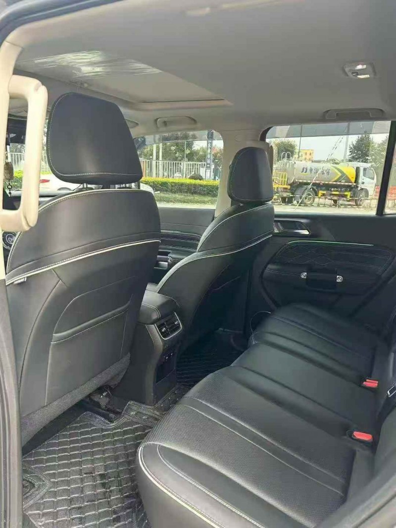 保定23年长城汽车坦克5