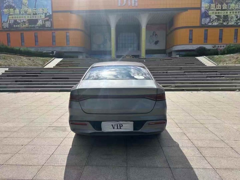 济南23年比亚迪秦9