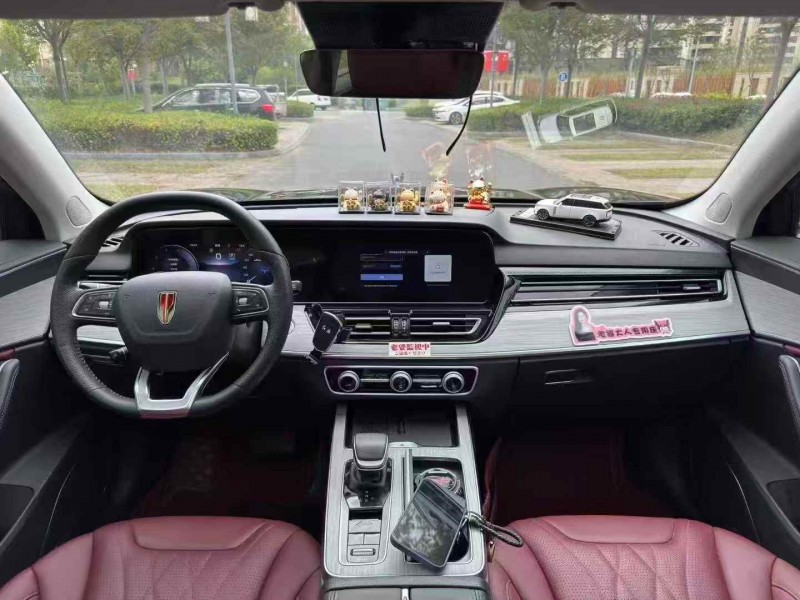 镇江25年红旗HS57