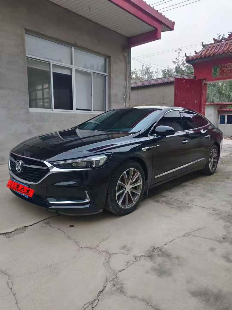 唐山21年别克君越3