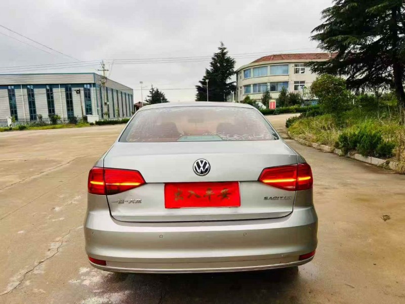 潍坊16年大众速腾9