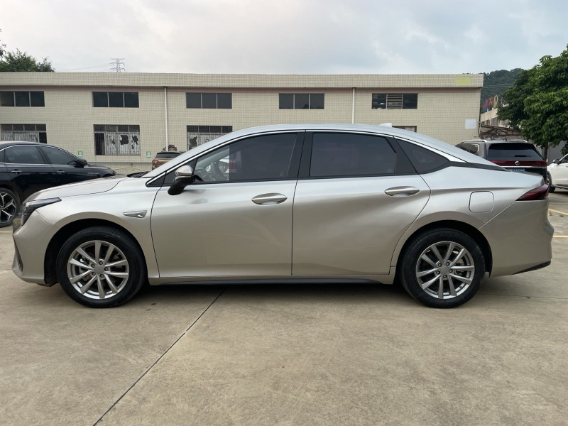 中山24年传祺埃安S3