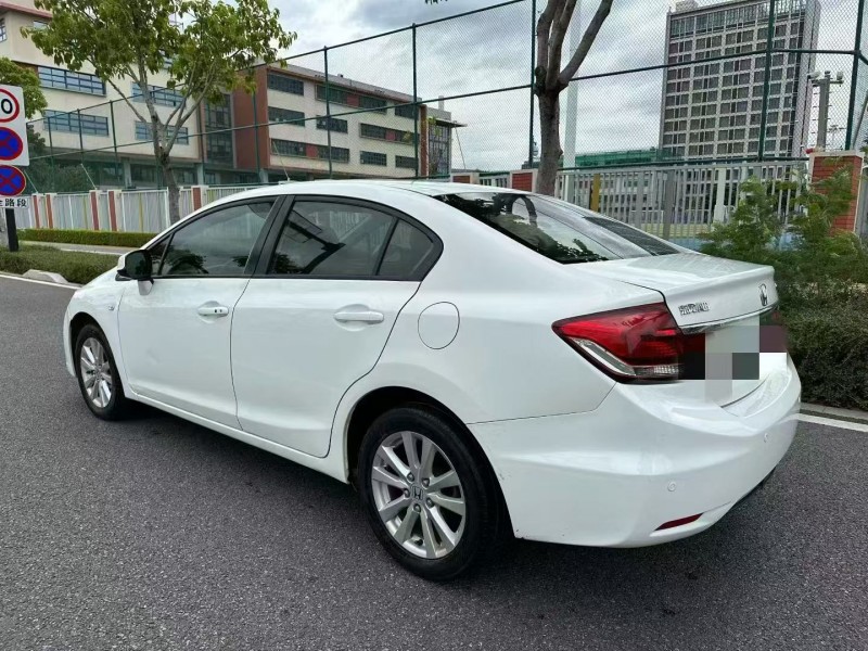 厦门15年本田思域4