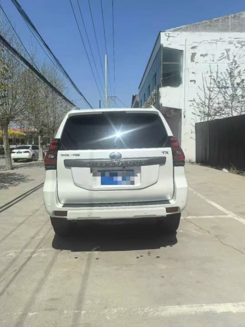 石家庄17年丰田普拉多9