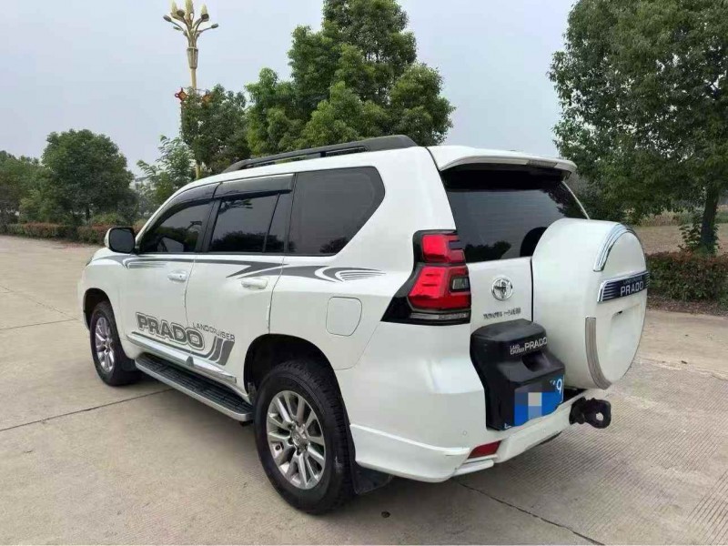 苏州19年丰田普拉多8