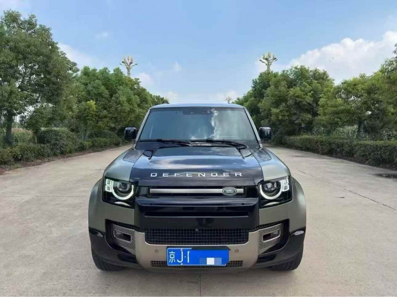 苏州23年路虎卫士1