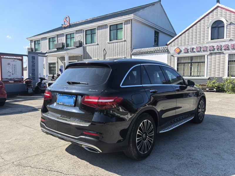 上海18年奔驰GLC5