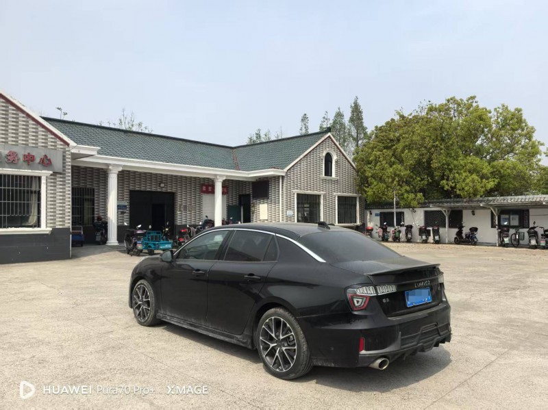 上海21年领克033