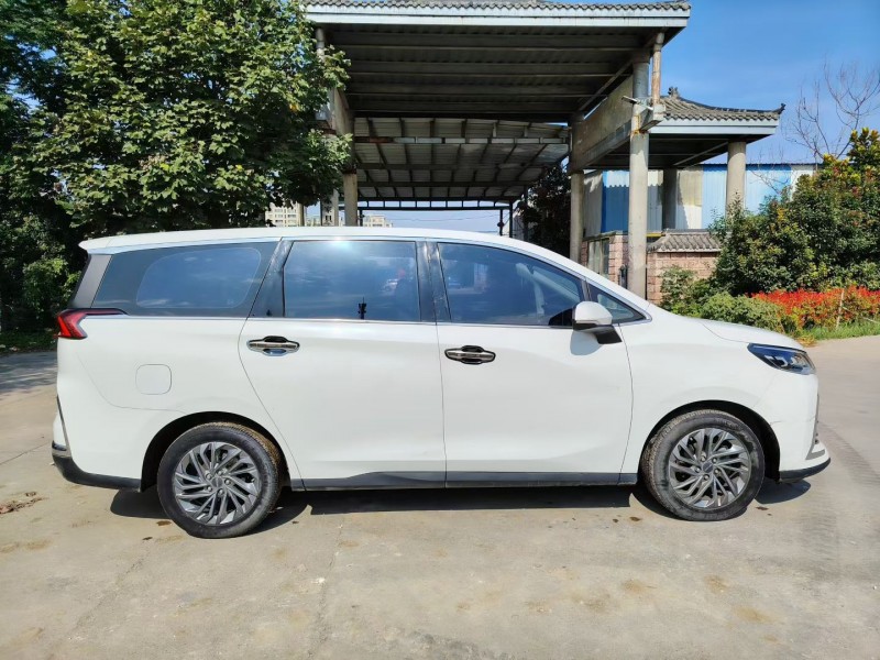 徐州21年大通G505