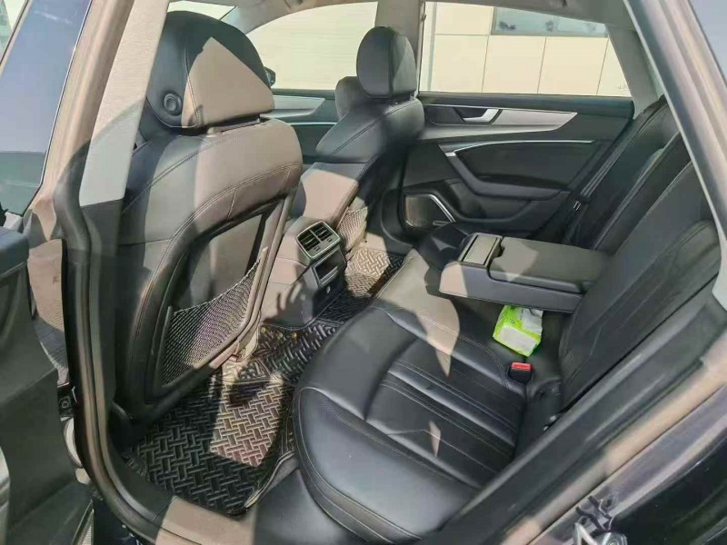 南京20年奥迪A7L4