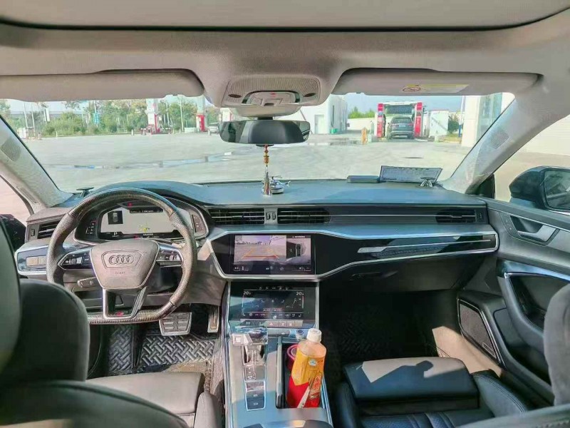 南京20年奥迪A7L9